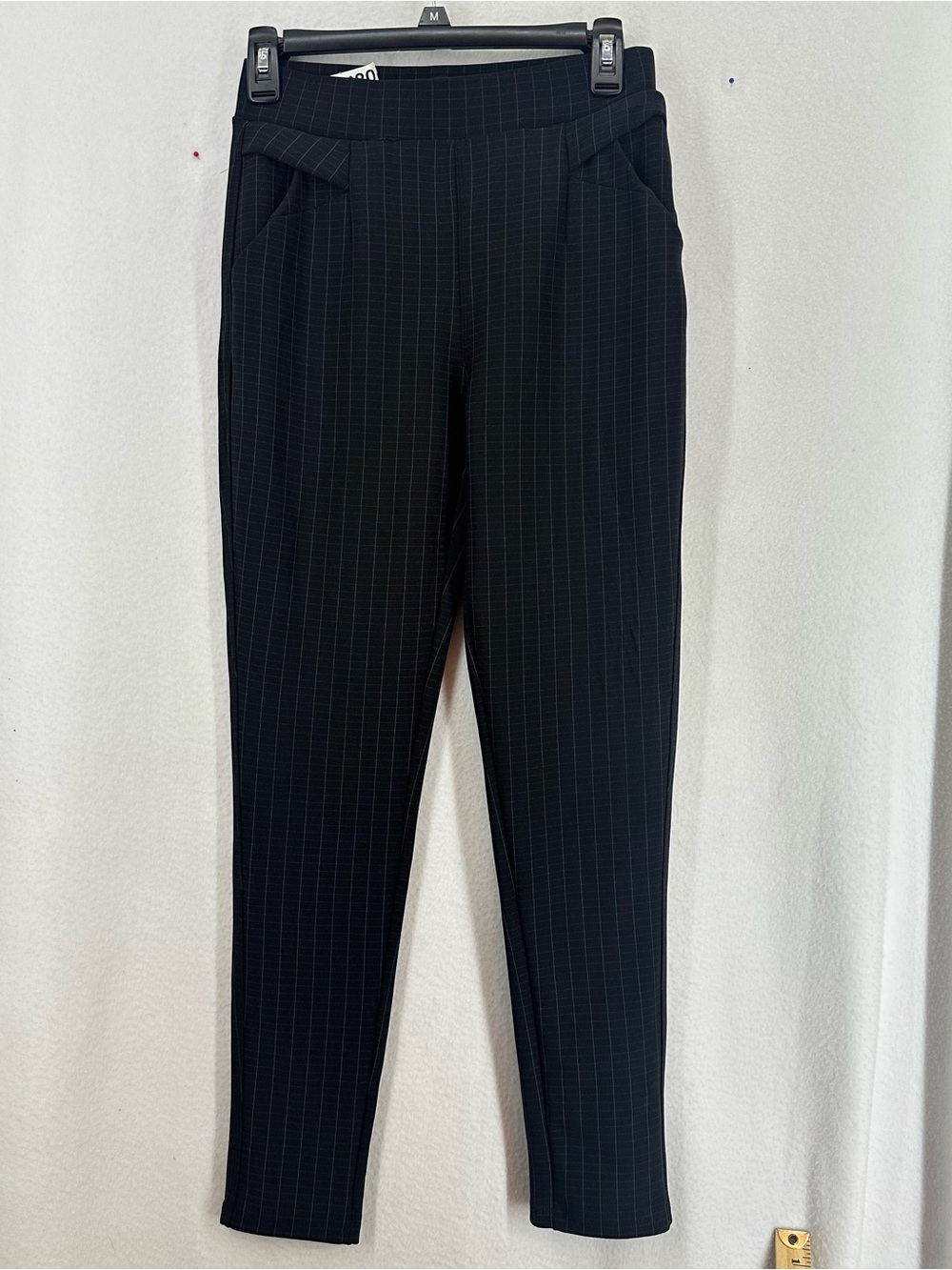 Kay Unger New York Women’s Pinstripe Slim Ankle‎ Pants Black Size Small